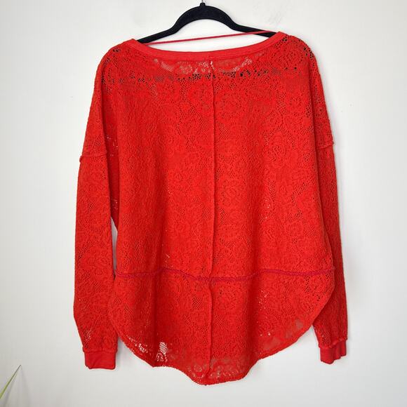 Free People Not Cold in This Top Red Long Sleeve Lacey Oversized Size Small Boho - Picture 10 of 13